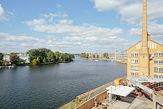 [Translate to Englisch:] Blick auf die Spree in Oberschöneweide © HTW Berlin/Alexander Rentsch